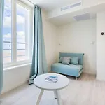 José Hotel