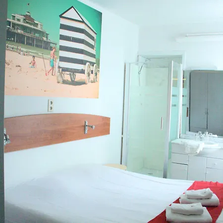Jose Hotel 2*