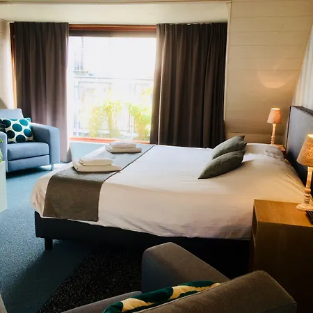Jose Hotel