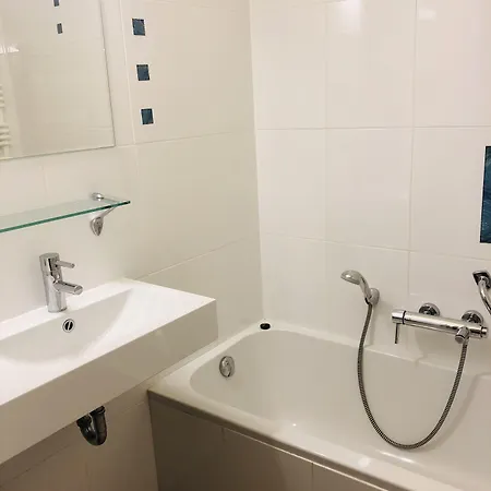 José Hotel