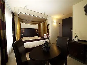 Hotel Jose